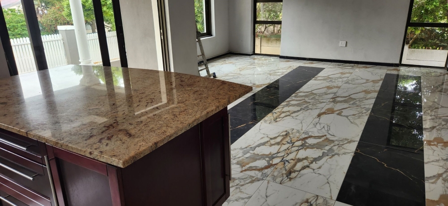 4 Bedroom Property for Sale in Palmiet Western Cape